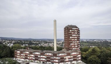 Stadt kauft Problemimmobilie „Rotes Hochhaus“ im Schelmengraben