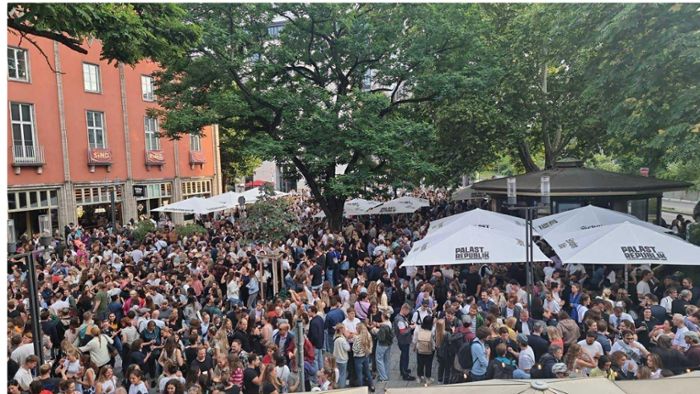 Ansturm auf Stuttgarter Szenetreff: Der Palast der Republik  zum Ferienbeginn im Ausnahmezustand