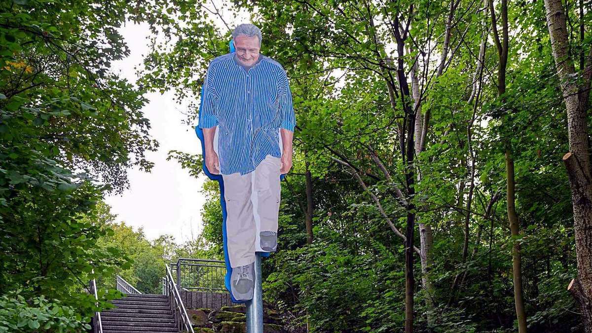 Neues Kunstwerk von Osman Bol an der Halde der Zeche Sachsen