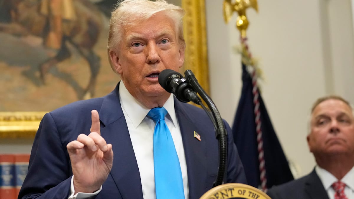 Trump straft Indien für Energiepartnerschaft mit Russland ab – und droht Medwedew