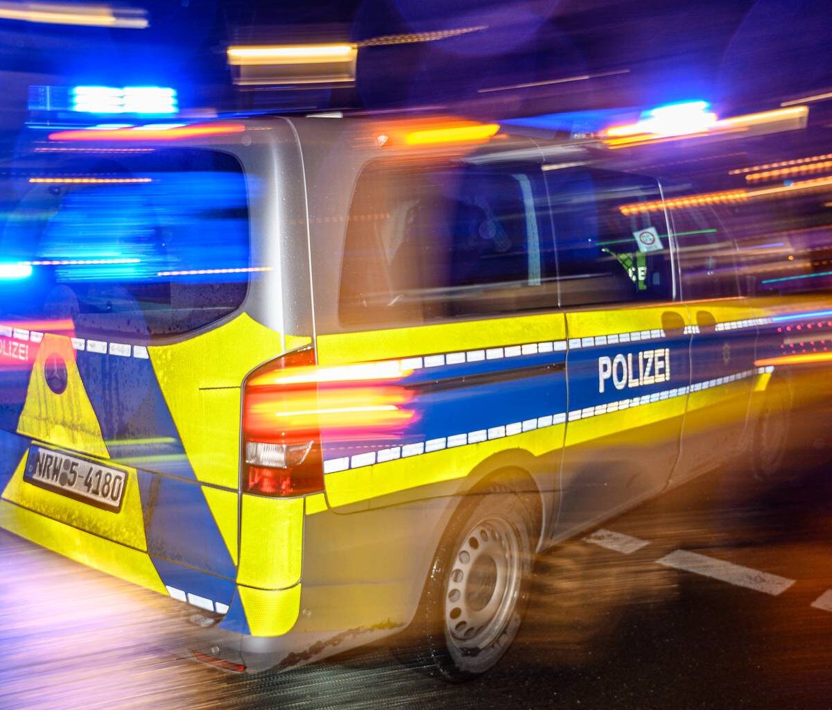 Gelsenkirchen: Mann bedroht Passanten mit Eisenstange