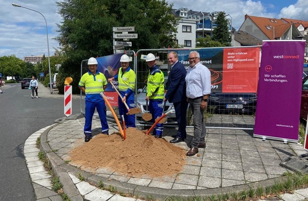 Pressemeldung: Spatenstich: Westconnect startet Glasfaserausbau in Rodgau Nieder Roden