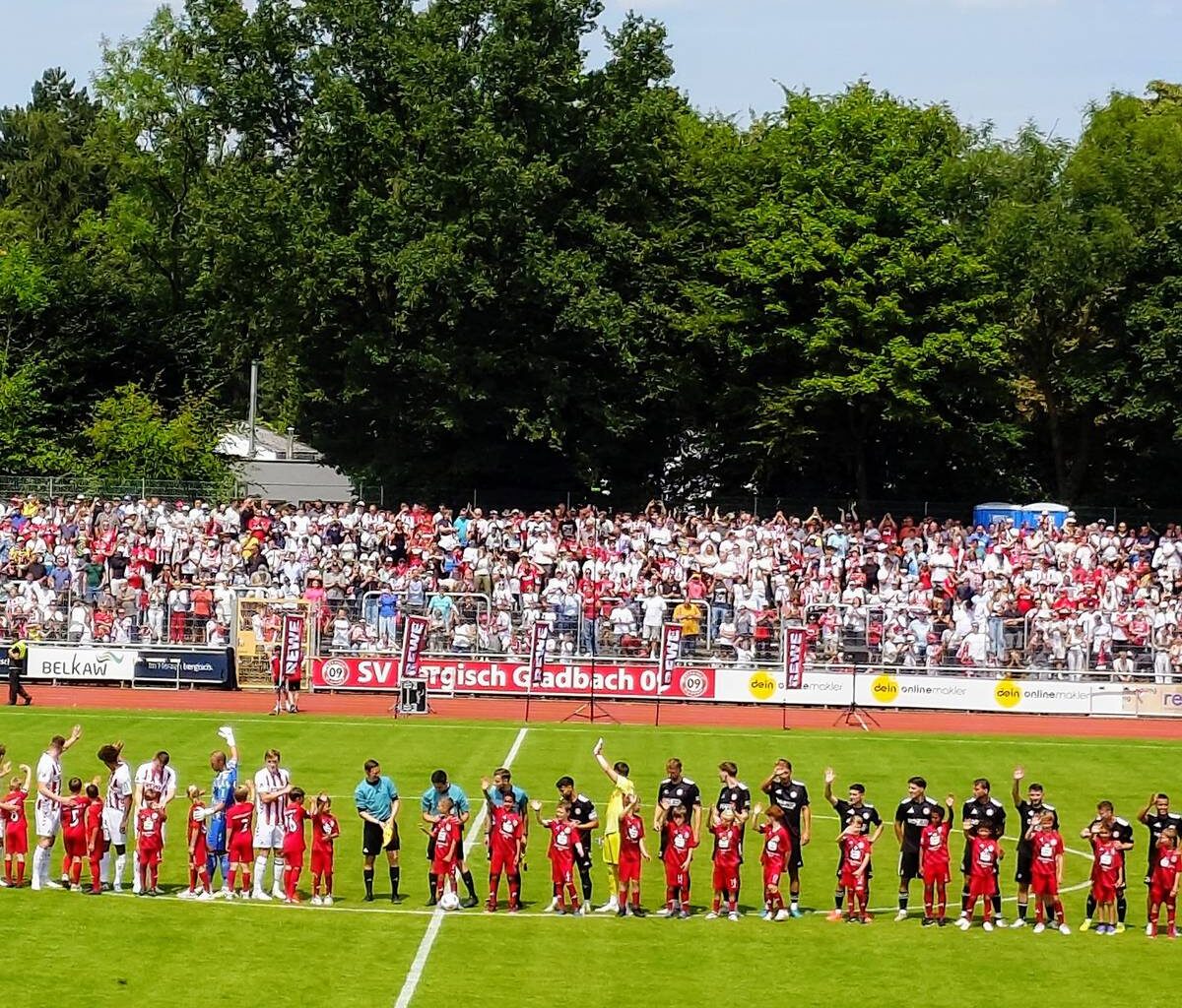 Kwasniok will „Sterne vom Himmel“ spielen