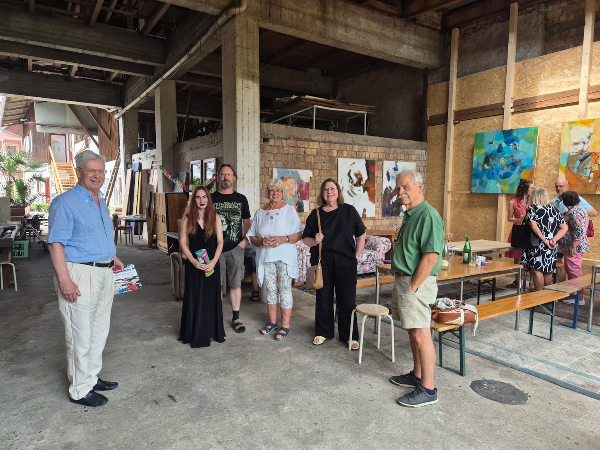 Kunstverein auf Atelierbesuch: Kunstscheuer Seckenheim bei Sigrid Kiessling-Rossmann - Leimen-Lokal