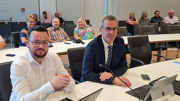 Bürgermeister Jörg Bierwirth begründete im Wahlausschuss des Kreises, warum der Schieder-Schwalenberger Wahlausschuss den Wahlvorschlag der AfD zurückgewiesen hat. - © Neue Westfälische