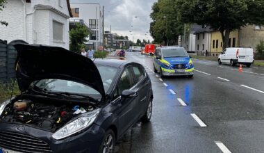 Stau im Bielefelder Osten – drei Personen bei Verkehrsunfall schwer verletzt