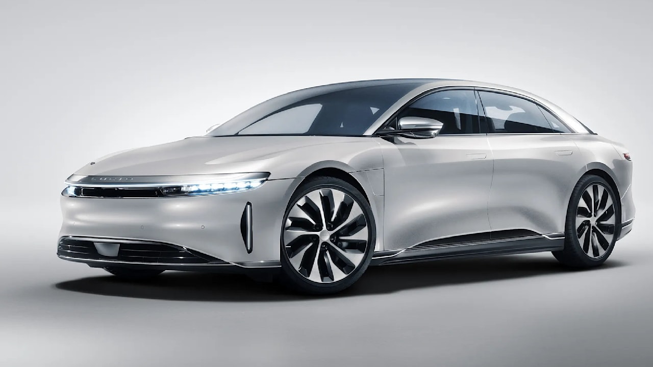 Mit nur einer Ladung: E-Auto von Lucid schafft 1205 Kilometer | Leben & Wissen