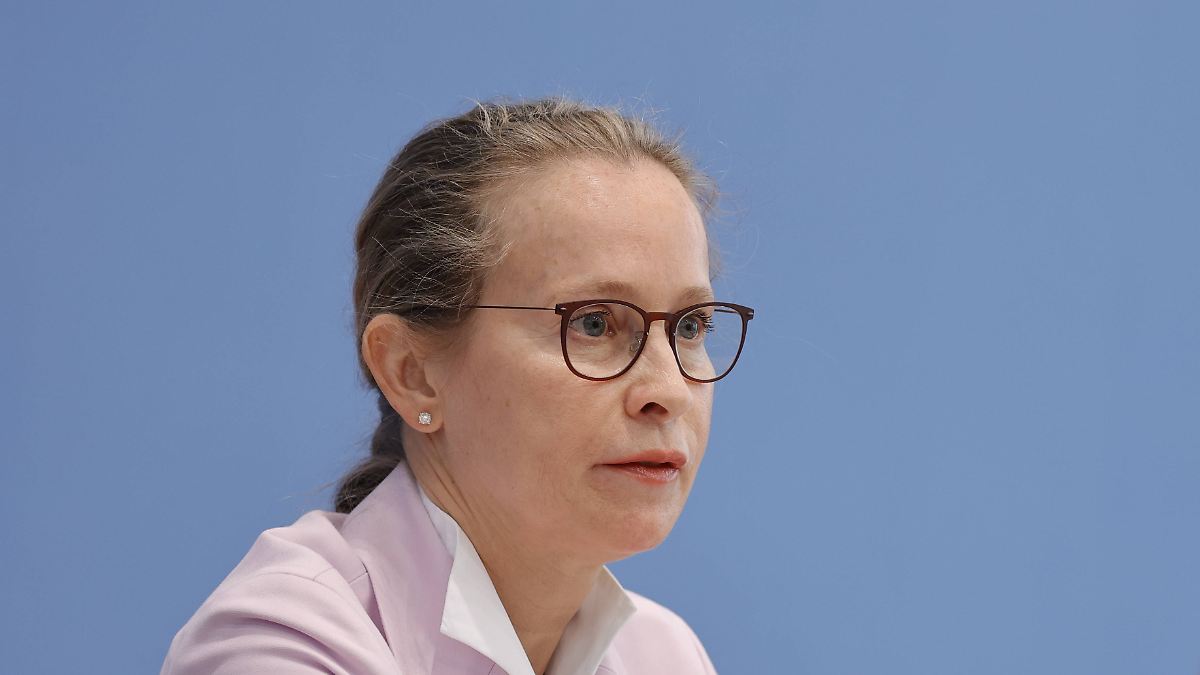 Bedenken "sind ausgeräumt": Klingbeil fordert Neuansetzung der Richterwahl von Brosius-Gersdorf