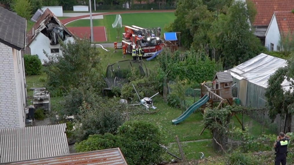 Bohmte: Auto erfasst Kind (7) auf Trampolin und fliegt in Scheune | Regional
