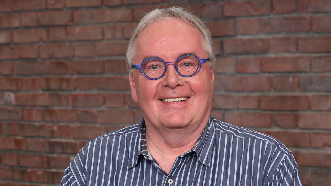 Bei „Bares für Rares“ (ZDF) ist Thorsden Schlößner aus Kreuzau bei Düren seit 2019 als Händler dabei. 
