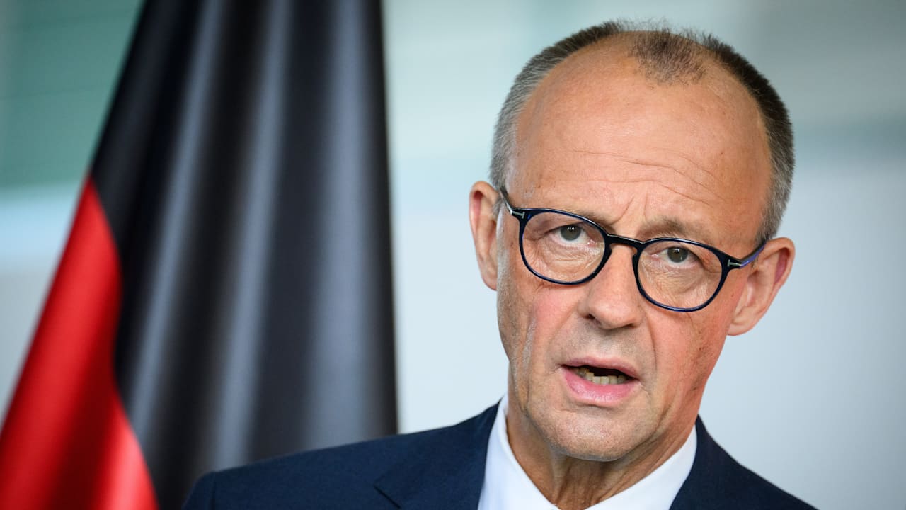 Merz kündigt an: Deutschland plant Luftbrücke für Gaza | Politik