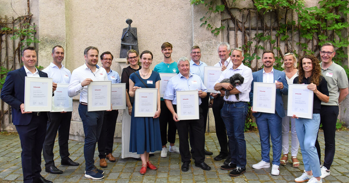 Unternehmen erhalten Auszeichnung mit „Qualität – Made in Augsburg“