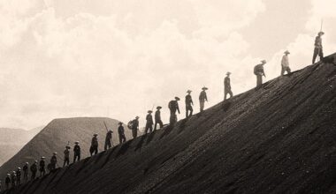 Dieser Kriegsfilm ist ein fast 10 (!) Stunden langes Meisterwerk: Er gilt als absoluter Meilenstein der Kinogeschichte! - Kino News