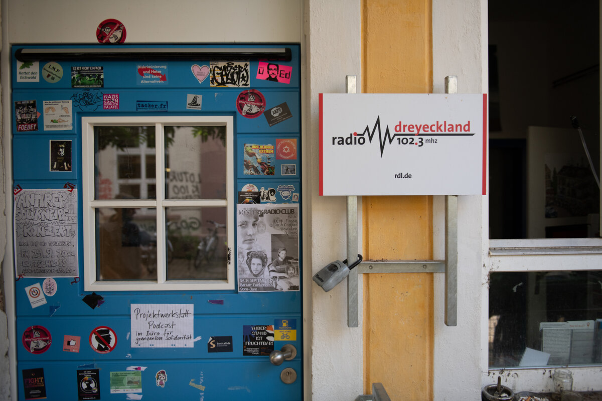 Radio Dreyeckland gewinnt gegen Behörde: Freies Radio informierte über verschleppte NS-Aufarbeitung