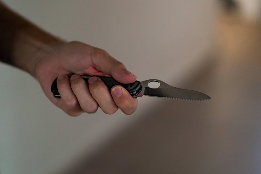 Jugendlicher (16) geht im Landkreis Augsburg mit Messer auf 20-Jährigen los