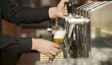 Jura-Student (24) erstreitet sich 100.000 Euro nach Kündigung als Kellner