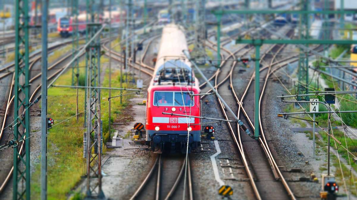 Bayerns älteste Fernbahnstrecke ist fast 200 Jahre alt – und bis heute in Betrieb