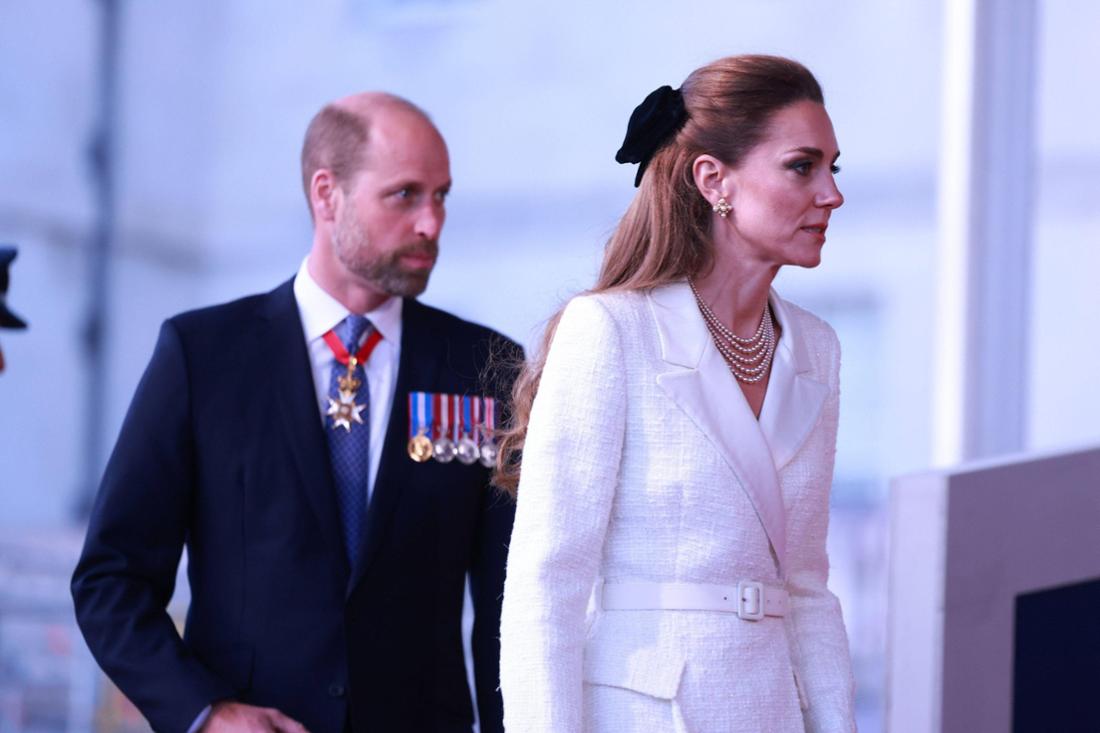 Prinz William, Prinz von Wales, und Catherine, Prinzessin von Wales, besuchen ein Konzert anlässlich des 80. Jahrestages des VE-Day bei der Horse Guards Parade.