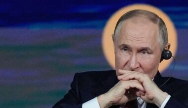 Russland und Ukraine rutschen tiefer in die Rezession
