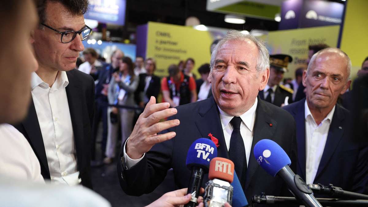 Frankreich will zwei Feiertage streichen