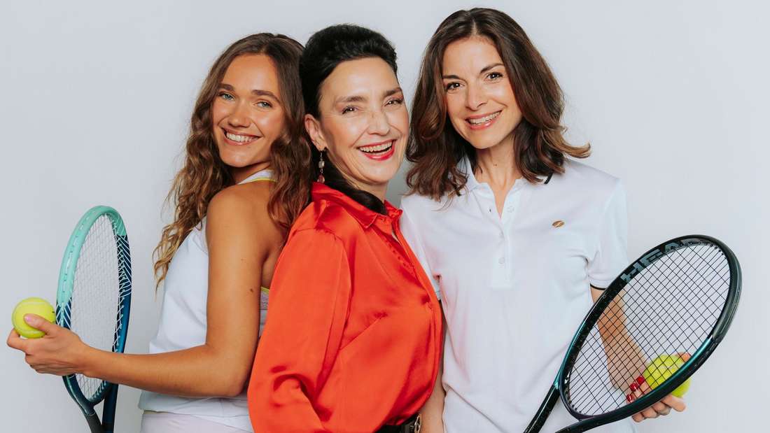 Tatjana Clasing (M.) mit Josephine Martz (l.) und Bianca Hein bei der RTL-Serie „Alles was zählt“.