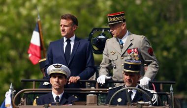 Frankreichs Präsident Macron will mehr Aufrüstung