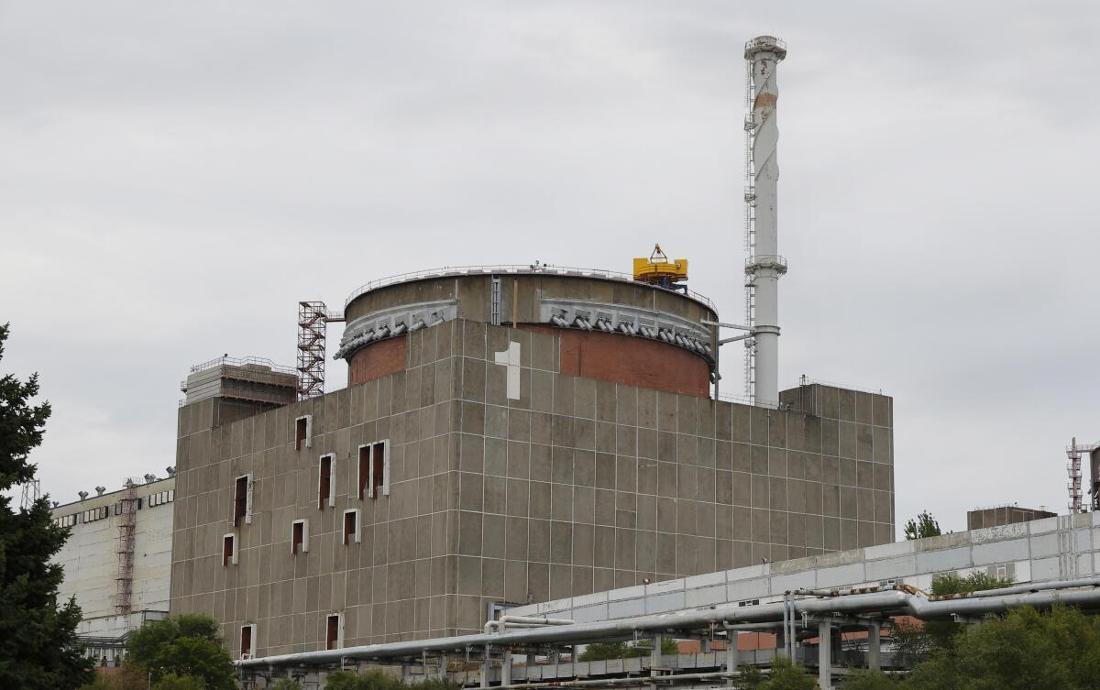 Blick auf einen Block des Kernkraftwerks Saporischschja. Am Fr4. Juli fiel wegen Russlands Angriffen die Stromversorgung aus. 