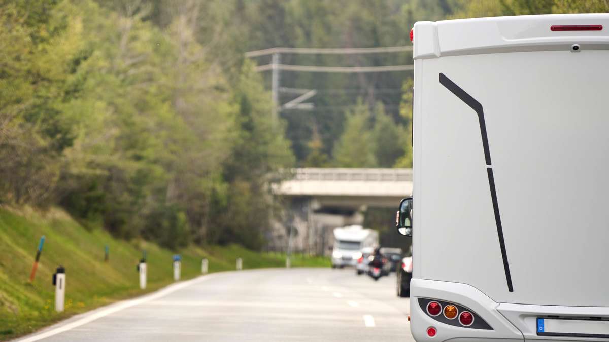 Saftige Rechnung für 15 km Tunnel Richtung Italien – Camping-Urlauber fällt aus allen Wolken