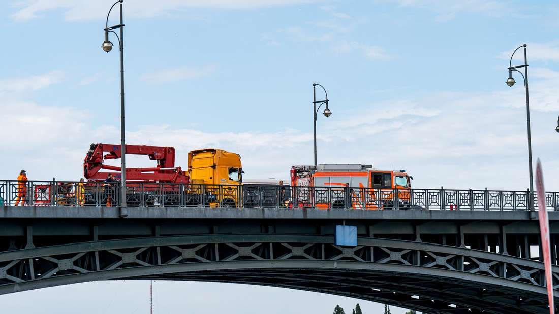 Höhenrettung über dem Rhein Wiesbaden