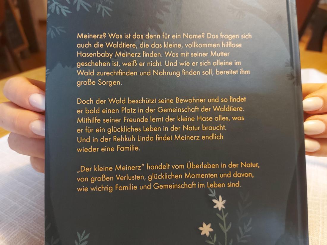 Im Kinderbuch „Der kleine Meinerz“ geht es um viel mehr als nur einen tapferen Hasen, der das Leben kennenlernen muss. 
