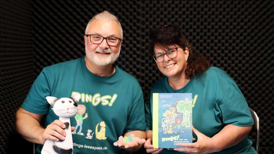 Andreas Zier aus Calden und Nicola Schroth aus Immenhausen haben ein Kinderbuch geschrieben: „Dings! Und der verschwundene Goethe-Elefant“. 