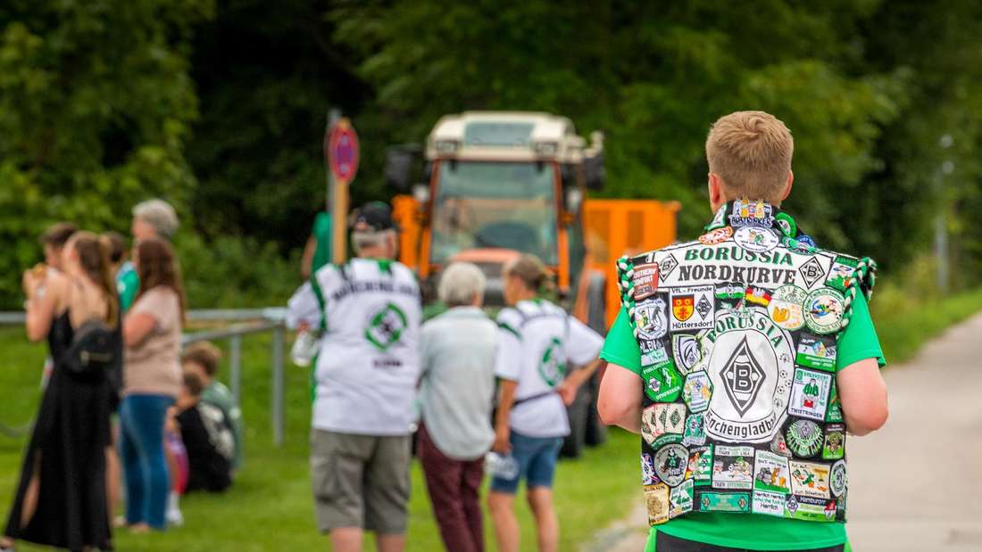 „Grüne Meile“: Mit zahlreichen Fans reist Borussia Mönchengladbach an diesem Wochenende nach Rottach-Egern. 