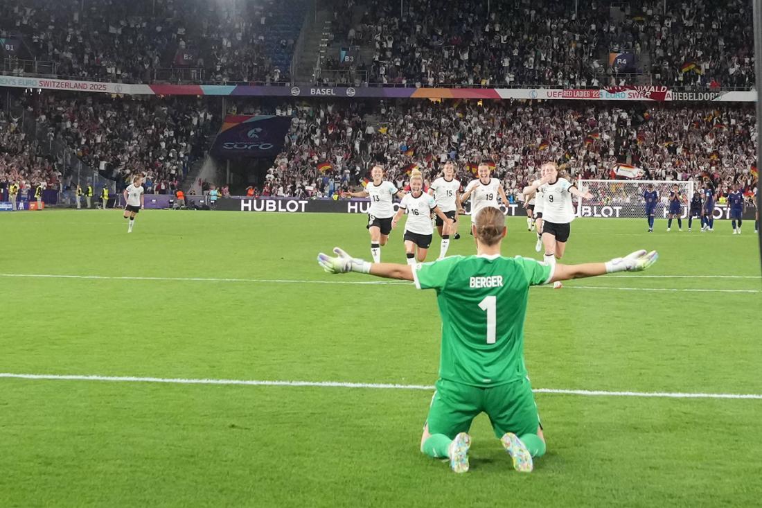 Das DFB-Team will bei der Frauen-EM Gegner Spanien schocken, ist noch ohne Niederlage gegen La Roja.