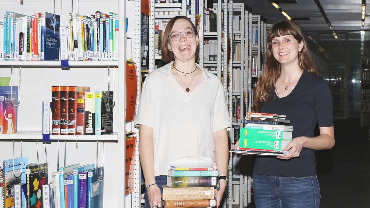 Offiziersschule geht nach Roth: Umzug mit 45 000 Büchern