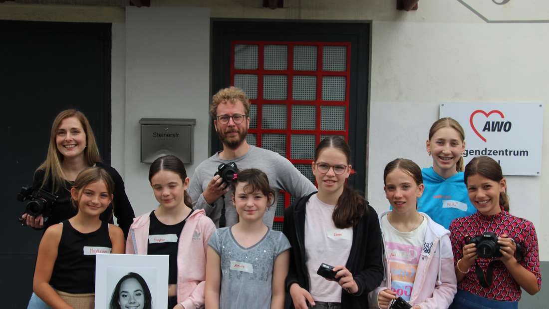 Bei der Ferienspaßaktion „Pimp my picture“ konnten die Teilnehmer ein Portrait-Shooting erleben und die eigenen Portraits im Anschluss selbst gestalten. 