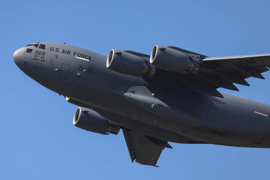 Ein C-17-Transportflugzeug der US-Luftwaffe könnte die Atomwaffen nach Großbritannien gebracht haben.