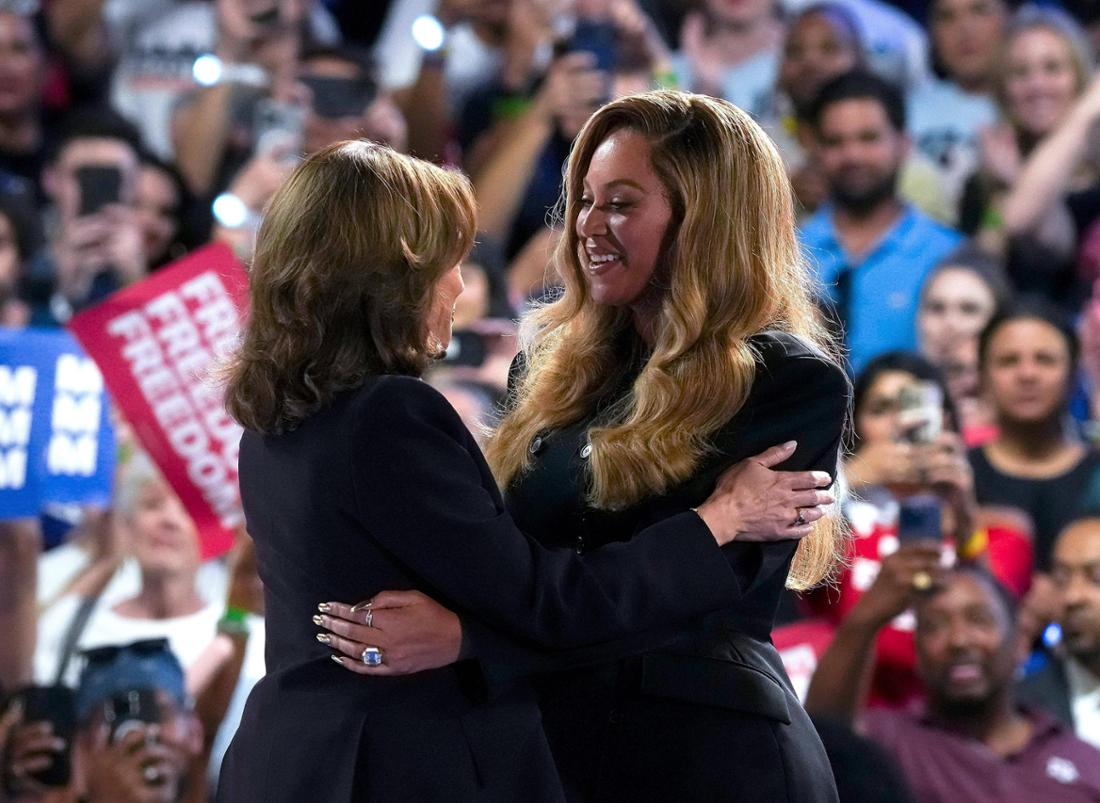 Kamala Harris und Beyoncé im Wahlkampf der US-Wahl 2024. 