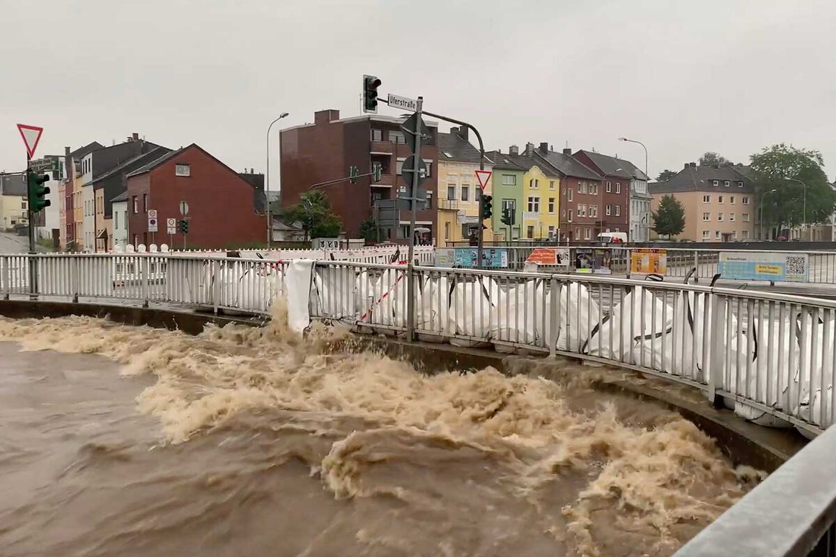Die Inde in Eschweiler am 14. Juli 2021 – vier Jahre später sind die Folgen noch immer nicht überall verarbeitet. Foto: Filmpost - 