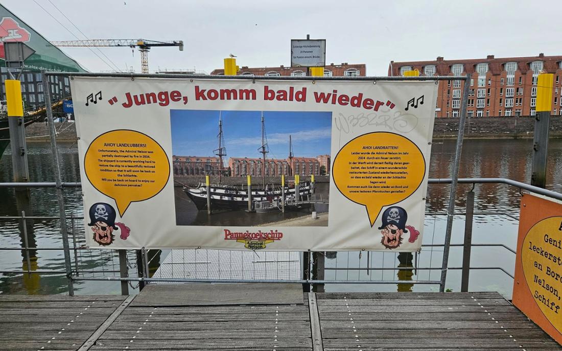 Ponton frisch gestrichen, doch auf die „Admiral Nelson“ muss weiter gewartet werden.