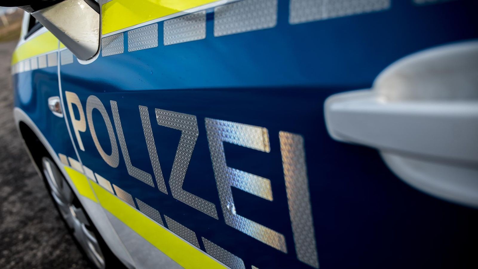 Polizei stößt auf Diebesgut: Wem gehören diese Pedelecs?