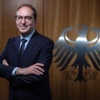 Alexander Dobrindt, Bundesminister des Innern, in seinem Ministerium. 