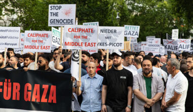 Gunnar Schupelius: Warum dürfen diese Islamisten bei uns marschieren? | Regional
