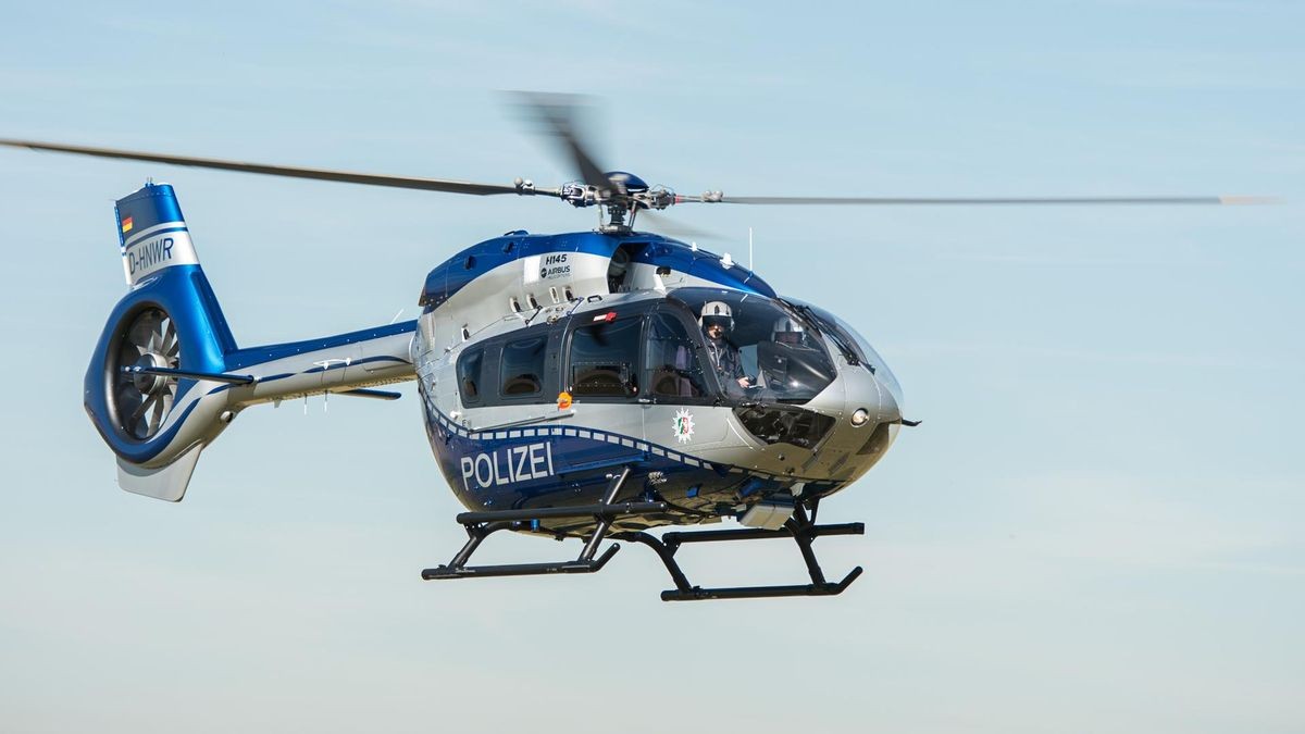 Auch ein Polizeihubschrauber (Symbolbild) kam zu Einsatz.