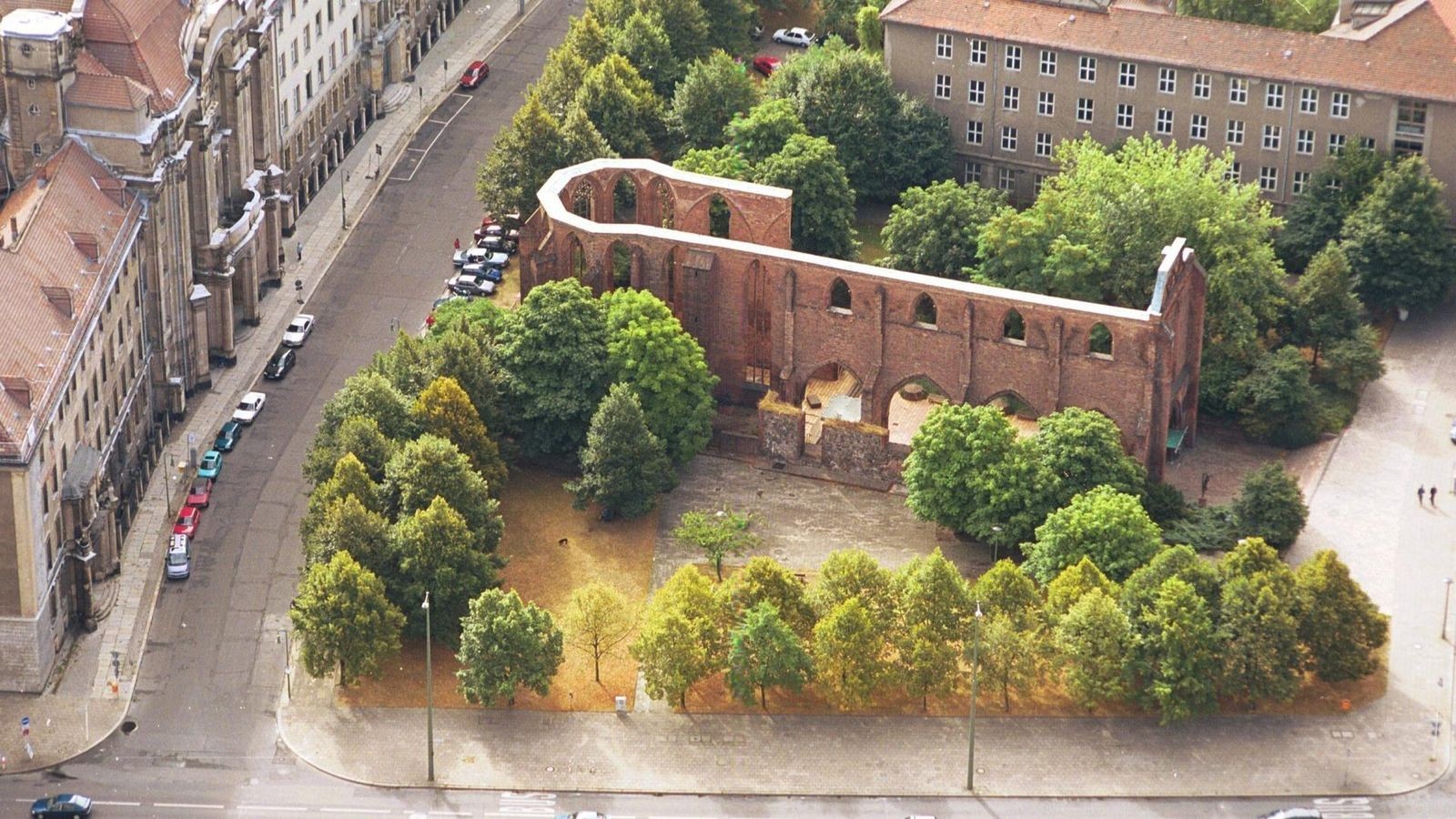 Millionen-Streit um Graues Kloster in Mitte