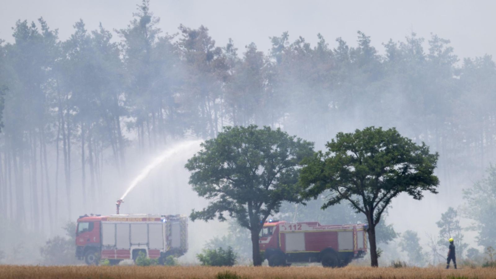 Brandgeruch in Berlin ++ Thüringen wartet auf Helikopter