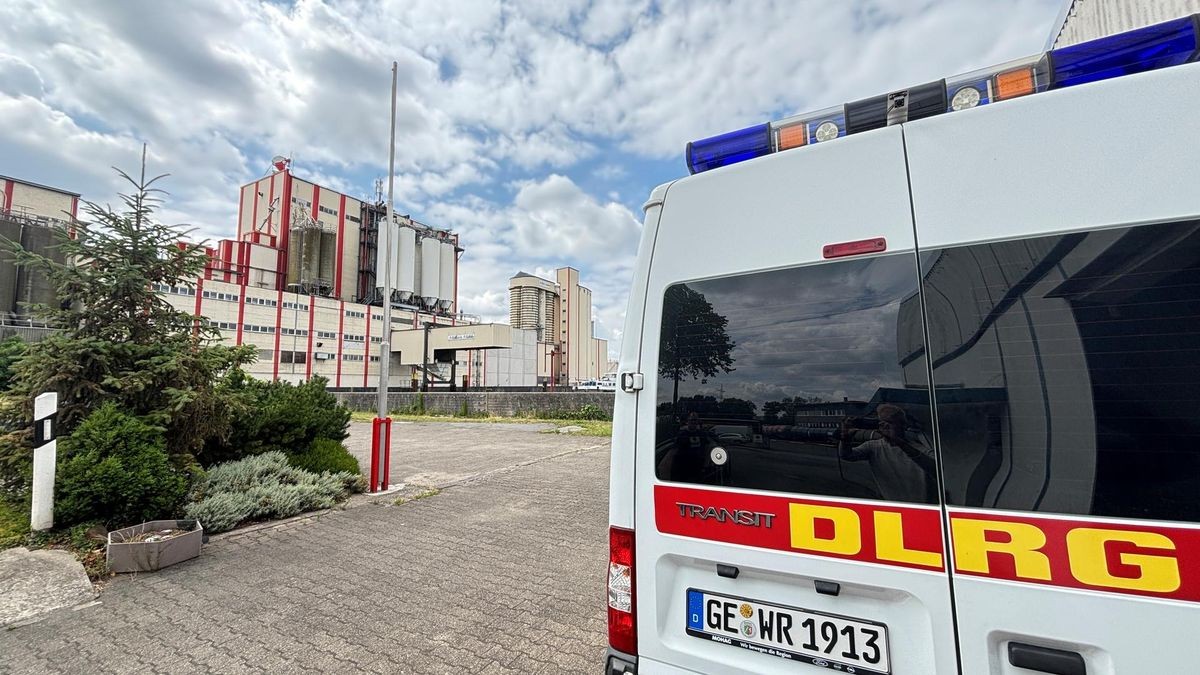 Gelsenkirchen DLRG Wache Am Stadthafen 42.jpg