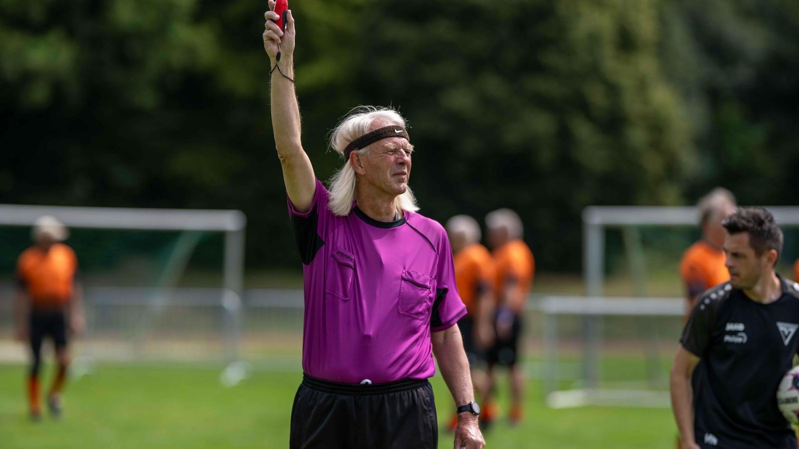 Beim Walking Football-Turnier in Resse gibt es viel Schiri-Lob