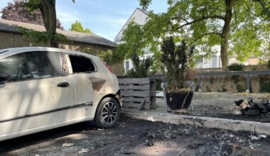 Fahrzeug in Bottrop ausgebrannt: Zwei weitere Autos beschädigt
