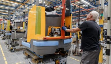 Jungheinrich baut 1000 Stellen ab: Was bedeutet das für Jobs in Hamburg? - Hamburger Abendblatt