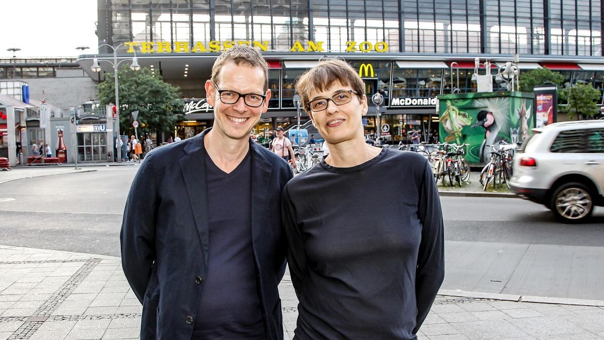 Zum Zweijährigen stellte Natja Brunckhorst „Christiane F. – Wir Kinder vom Bahnhof Zoo“ vor. Und ließ sich ebenda ablichten.